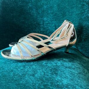 Open toe kitten heels